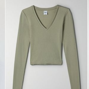 BLACK- Aritzia TNA Penman longsleeve